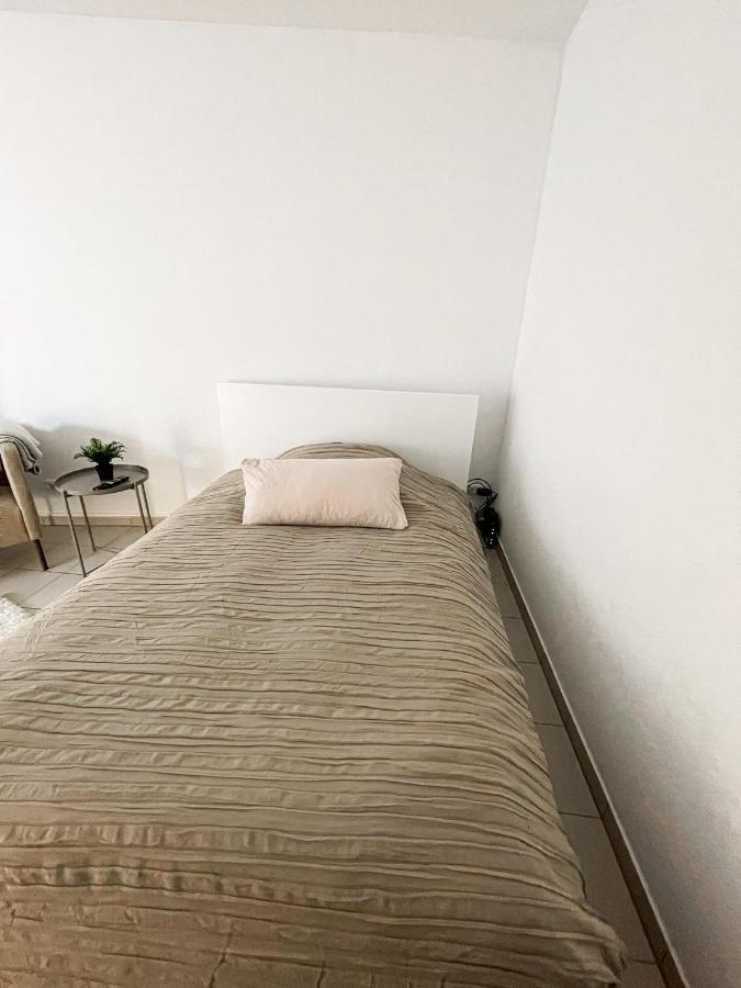 Schoene Einzimmerwohnung バートナウハイム エクステリア 写真